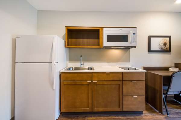  - WoodSpring Suites Panama City