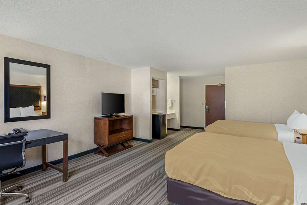 QUALITY INN DENVER TECH CENTER-guestroom-Guest Room,On-Site.jpg