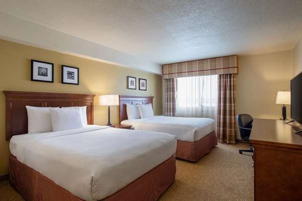  - Travelodge Eastgate Bay Regina