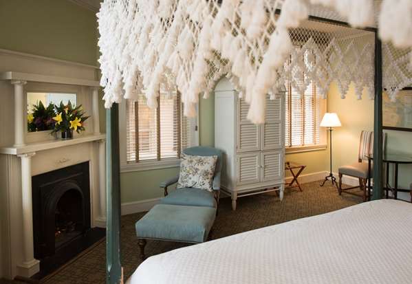  - Fulton Lane Inn Historic District Charleston