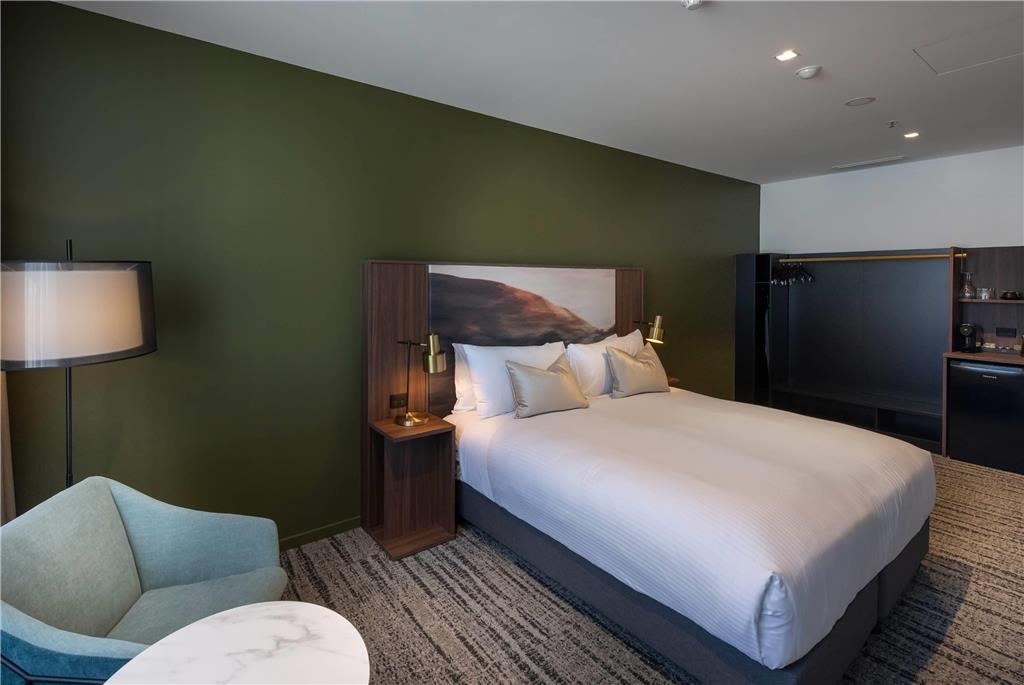 TRYP PULTENEY STREET-guestroom-Guest Room,On-Site.jpg