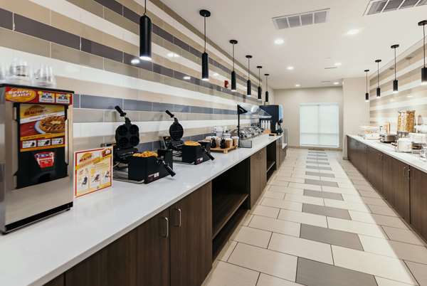  - La Quinta Inn & Suites Ankeny - I-35, Exit 90