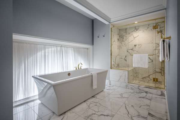  - Waldorf Astoria Hotel Pennsylvania Avenue DC