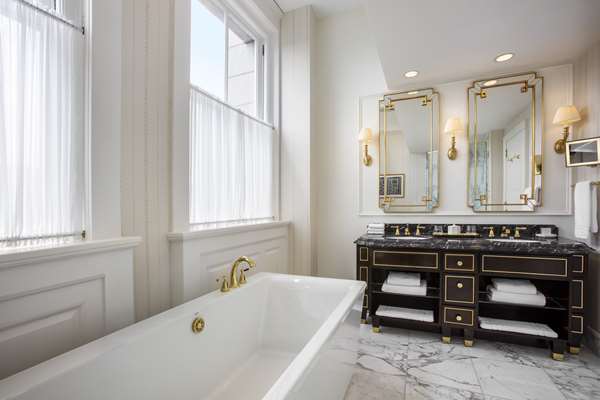  - Waldorf Astoria Hotel Pennsylvania Avenue DC