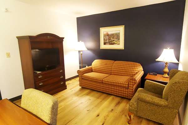  - Wingate by Wyndham Austintown - I-80, Exit 223