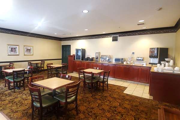  - Wingate by Wyndham Austintown - I-80, Exit 223