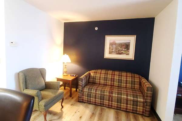  - Wingate by Wyndham Austintown - I-80, Exit 223