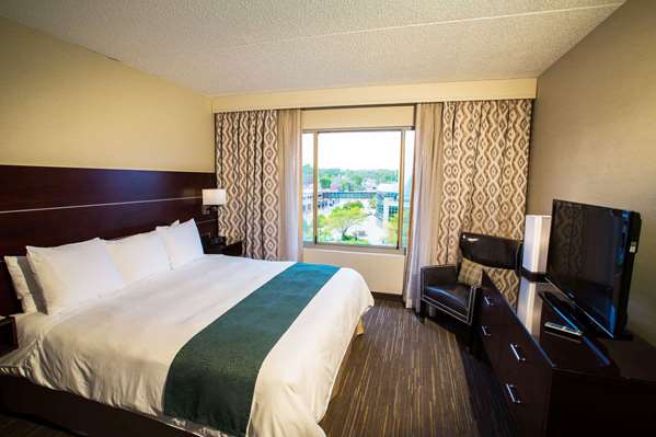  - Wyndham Hotel on John Deere Commons Moline - I-74, Exit 2