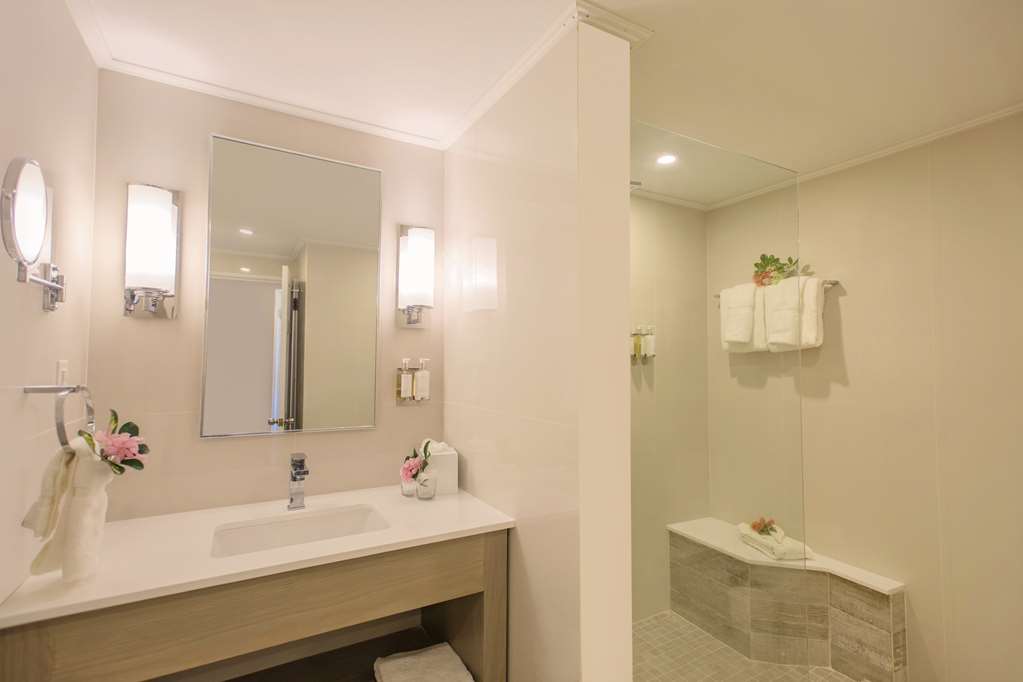 BOUGAINVILLEA BARBADOS-guestroom-Guest Room,On-Site.jpg