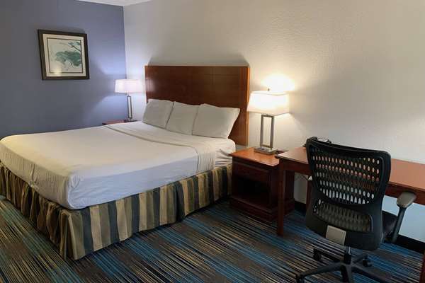 - Travelodge Tillmans Corner - I-10, Exit 15
