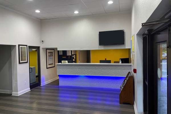  - Travelodge Tillmans Corner - I-10, Exit 15