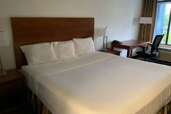  - Travelodge Tillmans Corner - I-10, Exit 15