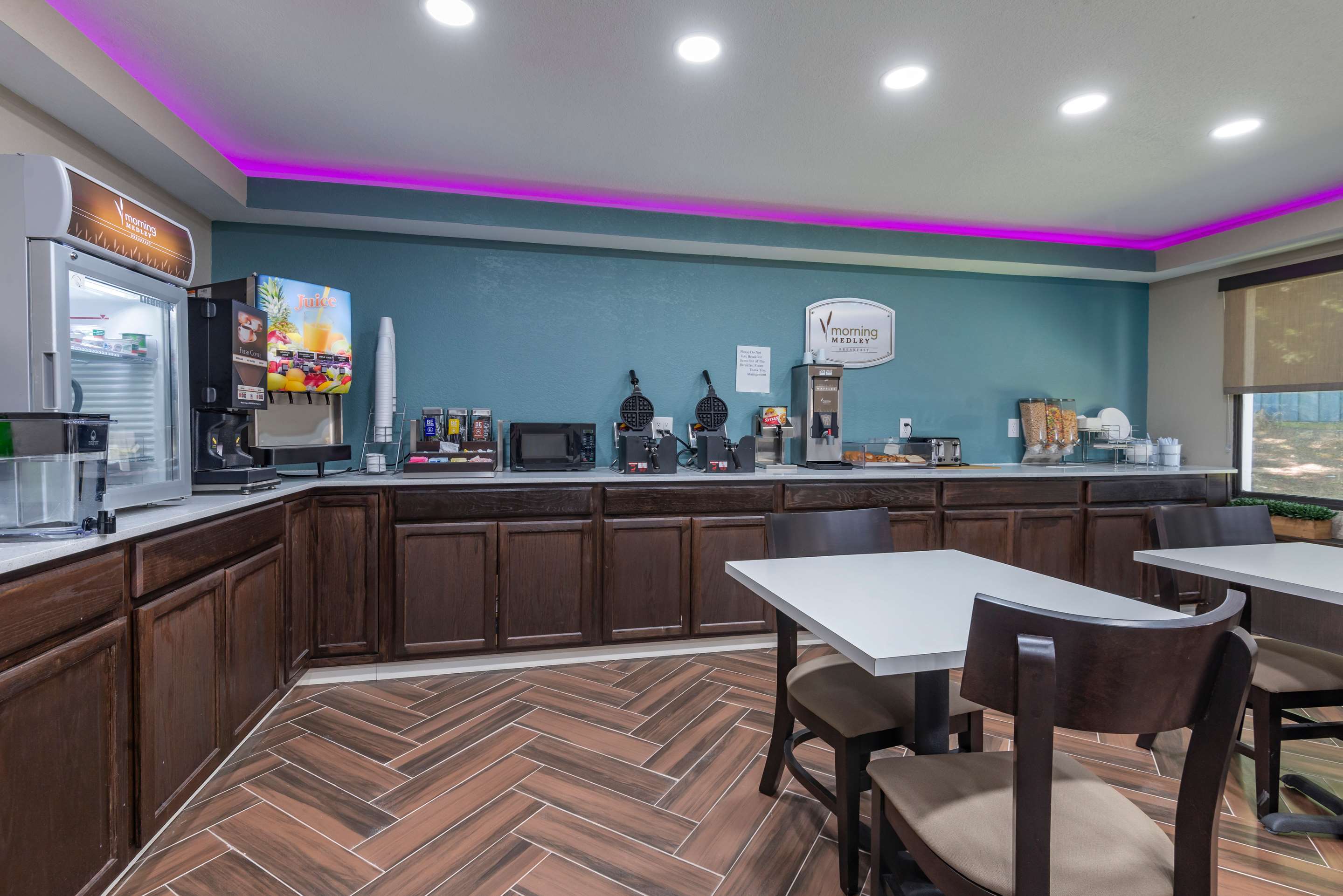 Breakfast counter | Sleep Inn