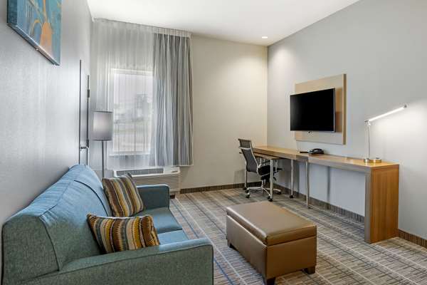 Suite - MainStay Suites York