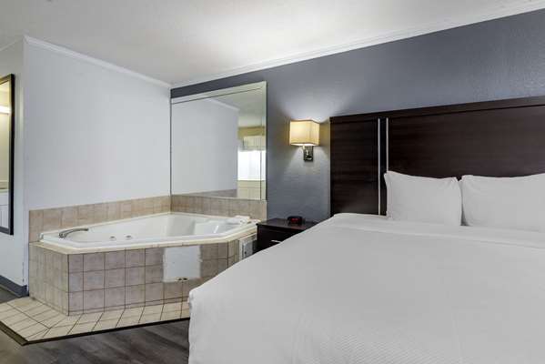  - Suburban Studios Rock Hill - I-77, Exit 82