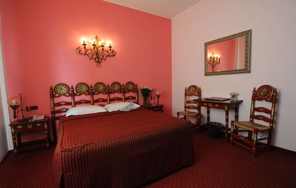 CITTA DEI MILLE-guestroom-Guest Room,On-Site.jpg