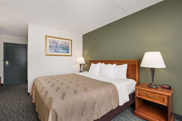  - Quality Inn I-80 Joliet - I-80, Exit 130