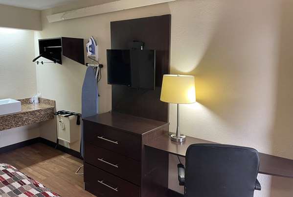  - Travelodge Holland - I-475, Exit 8
