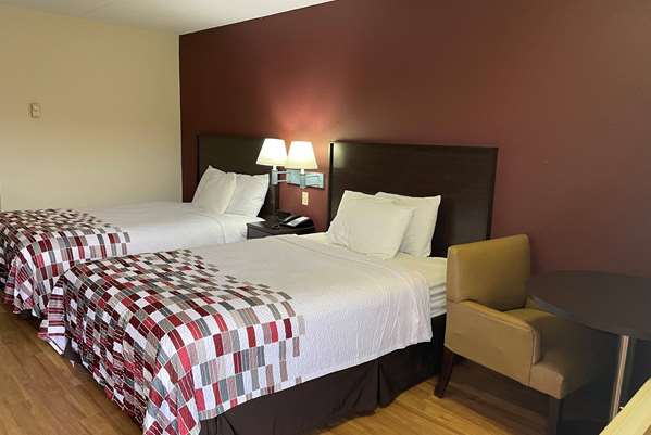  - Baymont Inn & Suites Holland - I-475, Exit 8