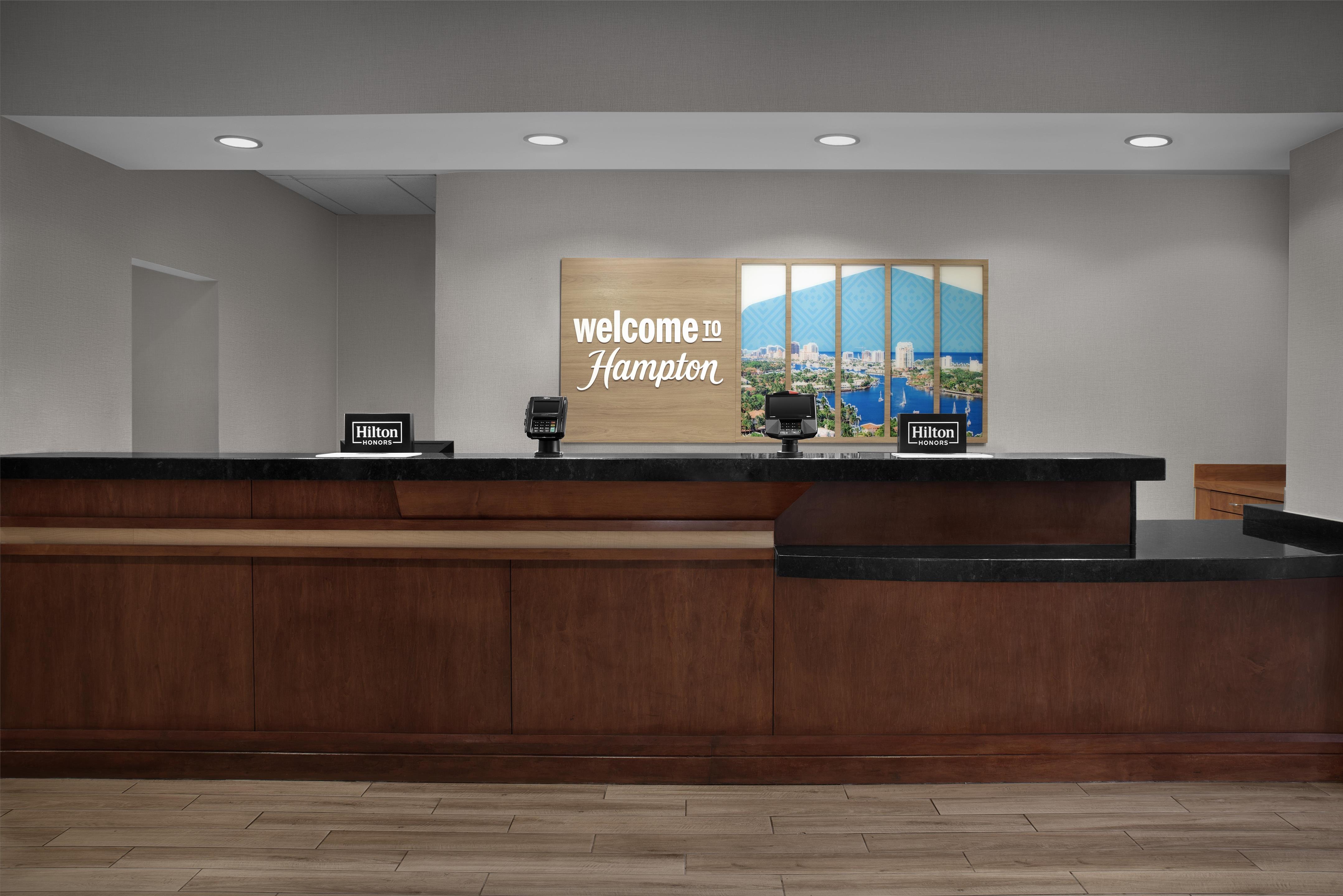 Reception | Hampton Inn Ft. Lauderdale/Downtown Las Olas Area