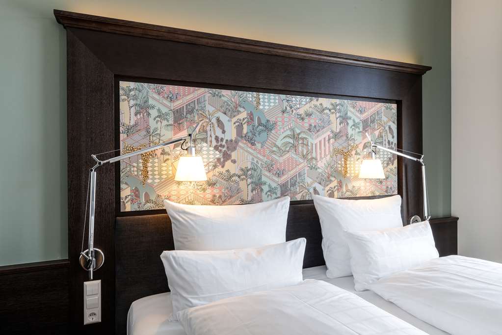 HOTEL ALTE POST-guestroom-Guest Room,On-Site.jpg