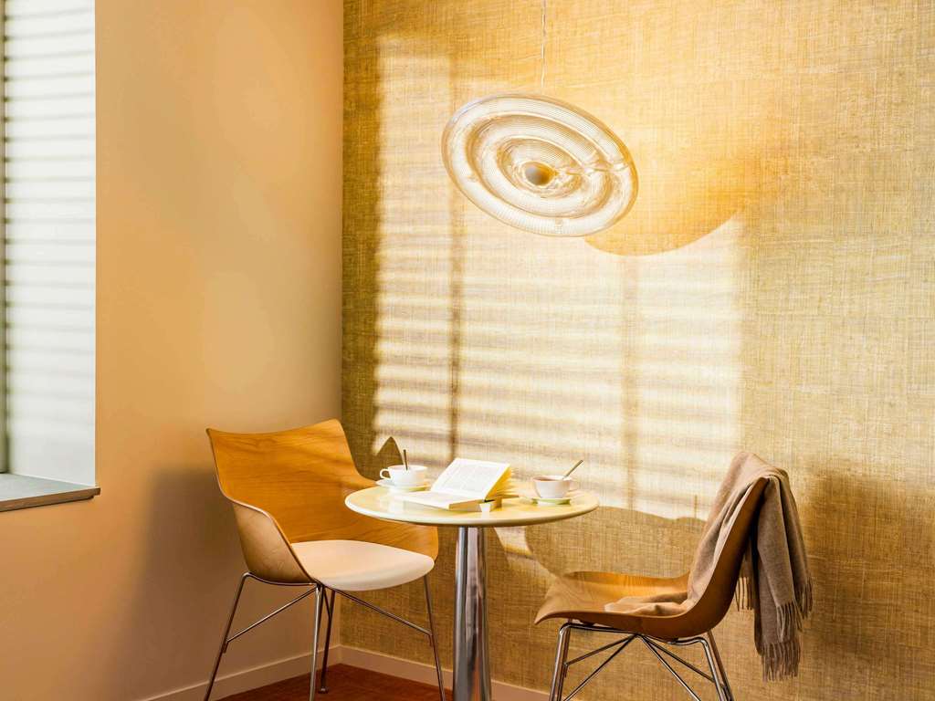 Too Hotel Paris - MGallery Room Type - DELUXE ROOM Terrace, 1 king size bed, downtown, Paris