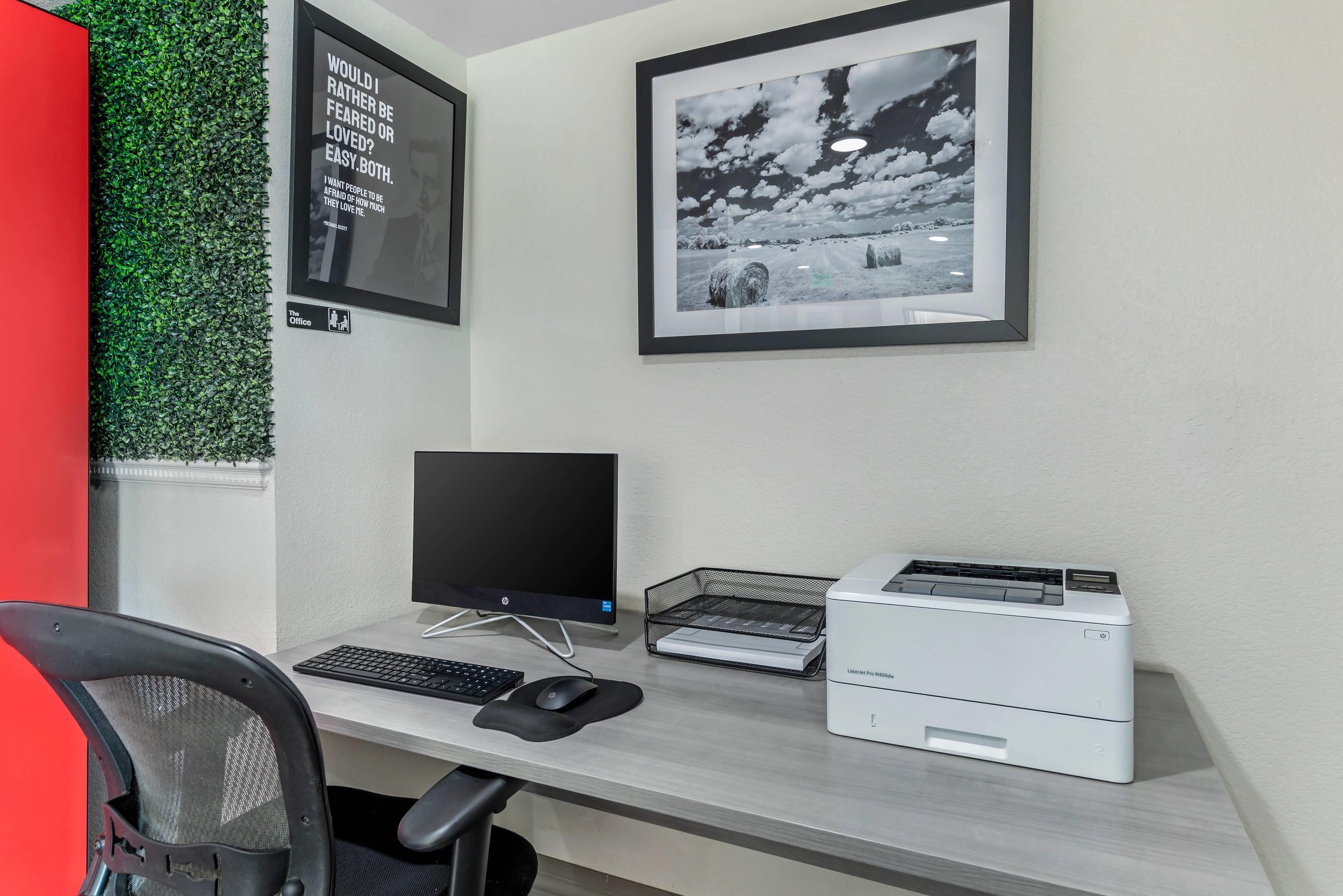 Business center | Hillstone Inn, Ascend Hotel Collection