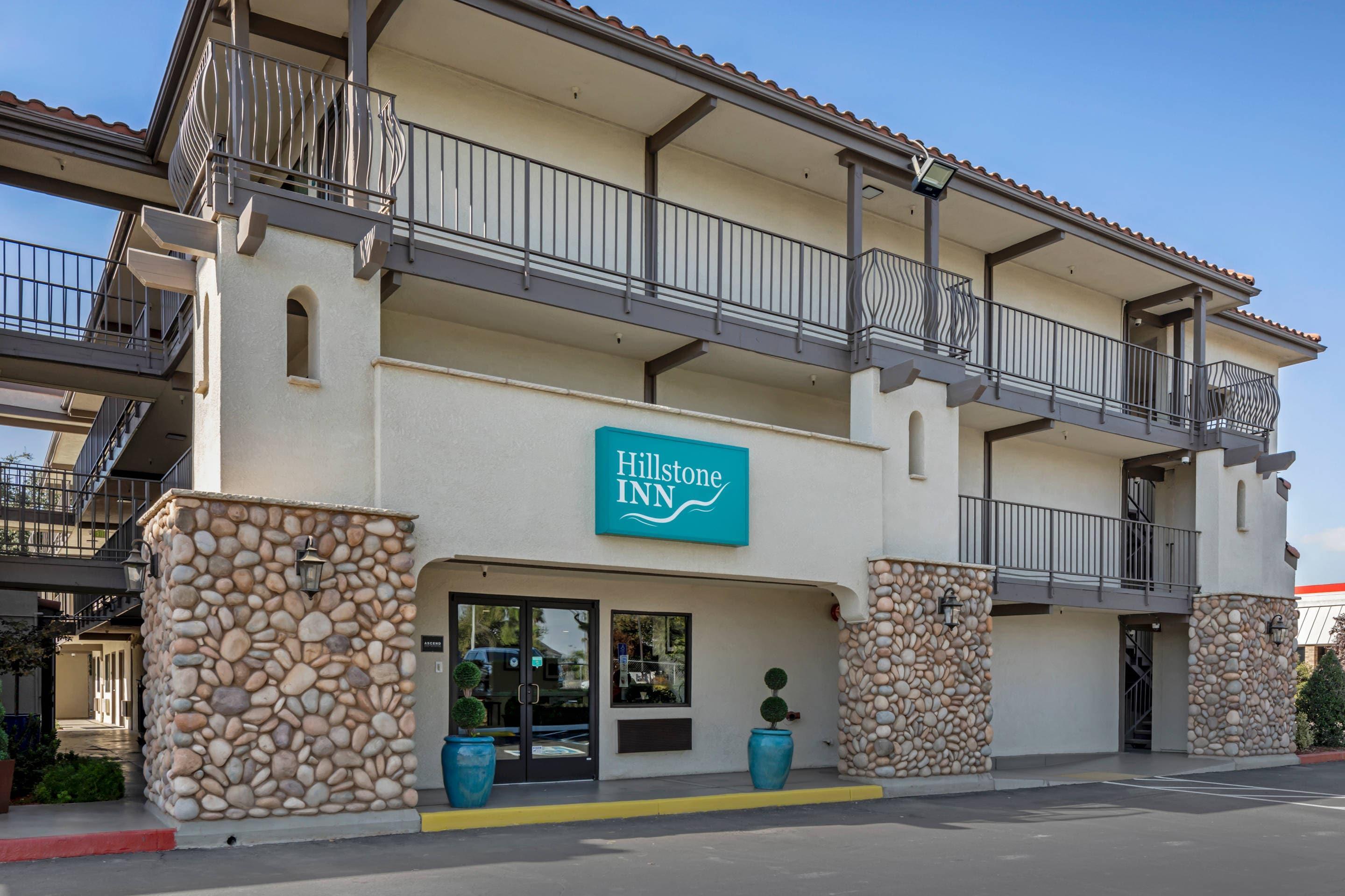 Hotel exterior | Hillstone Inn, Ascend Hotel Collection