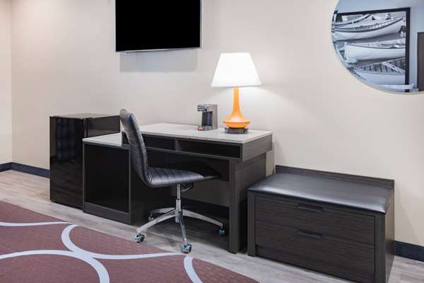  - Super 8 Motel Lindenhurst