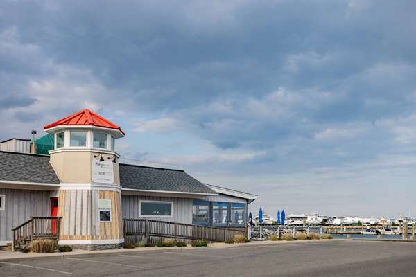  - Super 8 Motel Lindenhurst