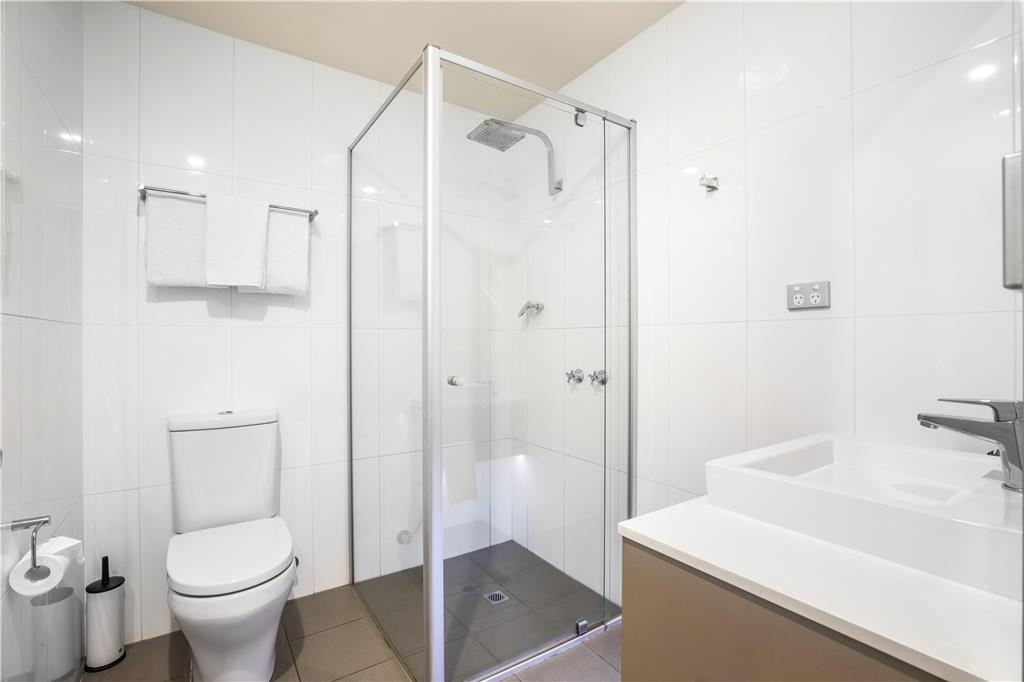 NIGHTELIER DONCASTER-guestroom-Guest Room,Bathroom,On-Site.jpg