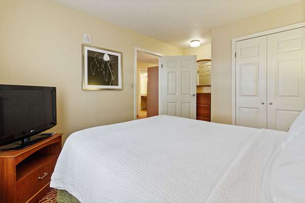  - Extended Stay America Suites Fenton