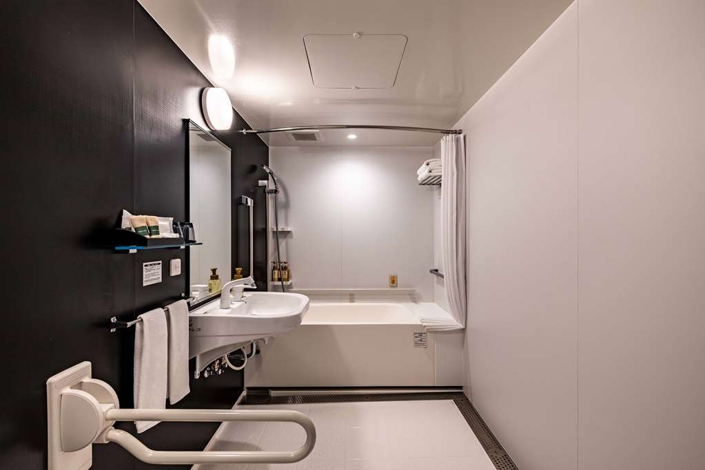 WYNDHAM GARDEN SAPPORO ODORI-guestroom-Guest Room,Bathroom,On-Site.jpg