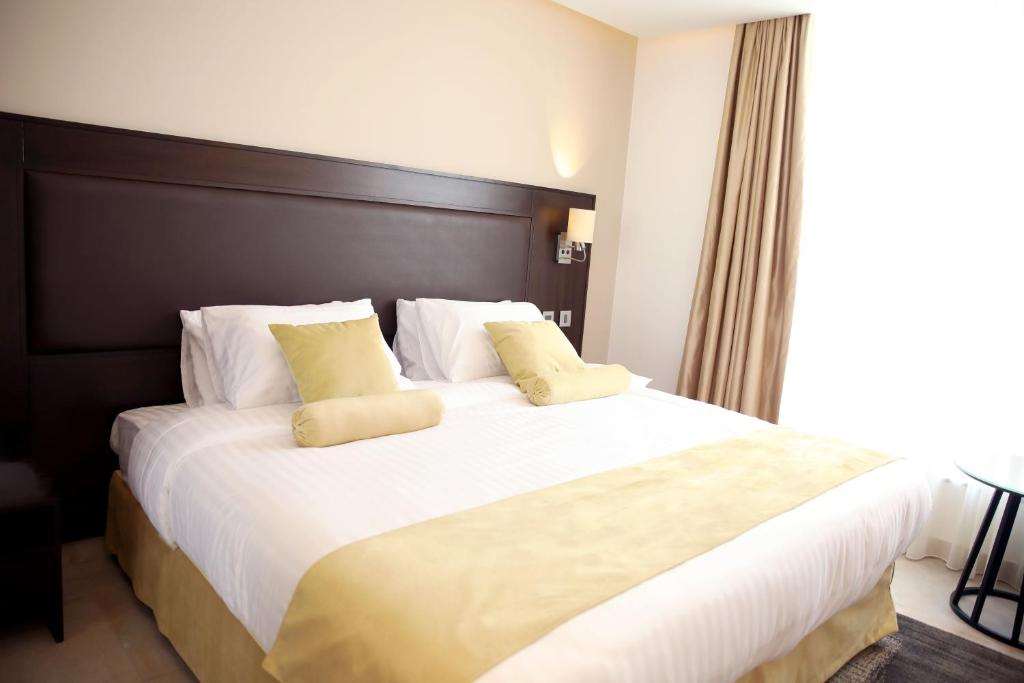 DOWNTOWN HOTEL APARTMENT-guestroom-Guest Room,On-Site.jpg