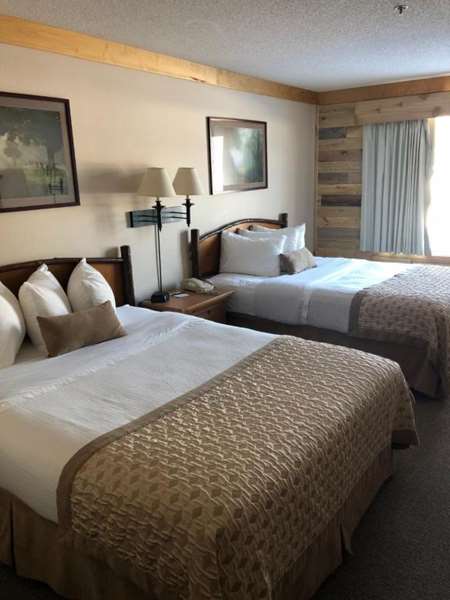  - Flat Creek Lodge Hayward