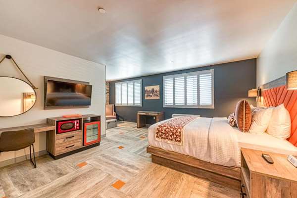  - Hotel Lexen Newhall