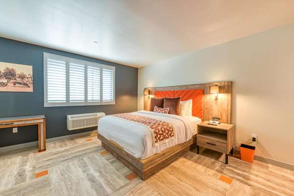  - Hotel Lexen Newhall