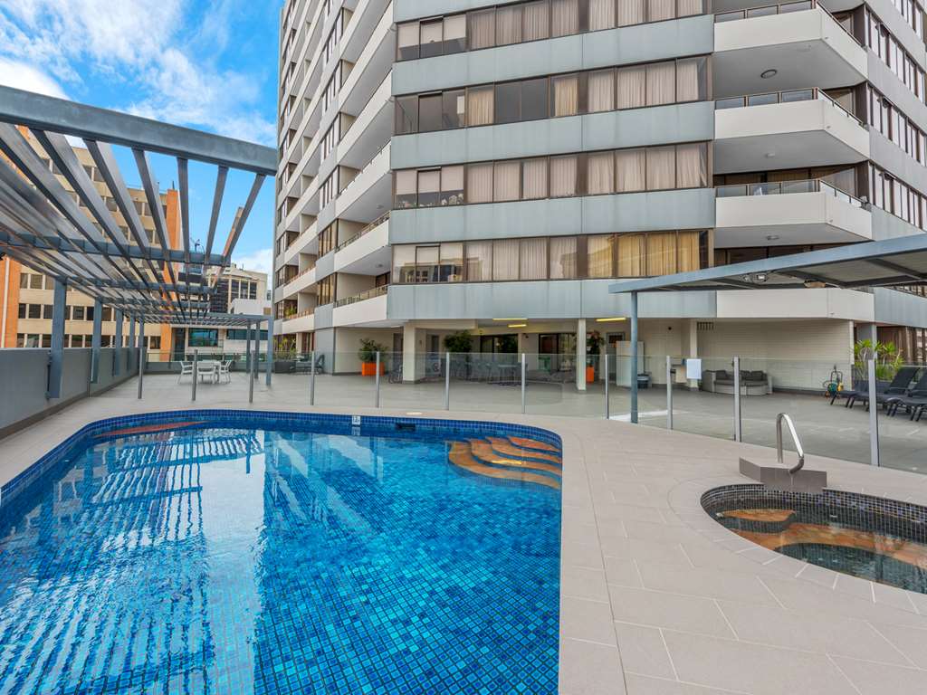 Astor Apartments
