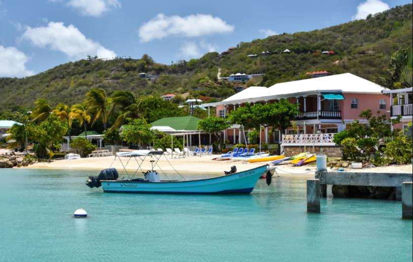 Catamaran Hotel