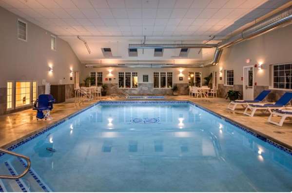 Pool - Country Inn at Camden Rockport