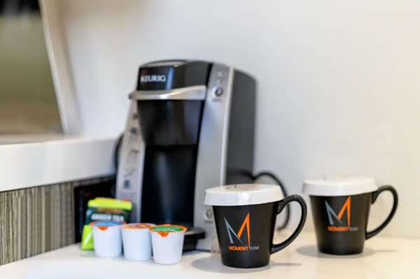  - Moment Hotel Sunset Los Angeles