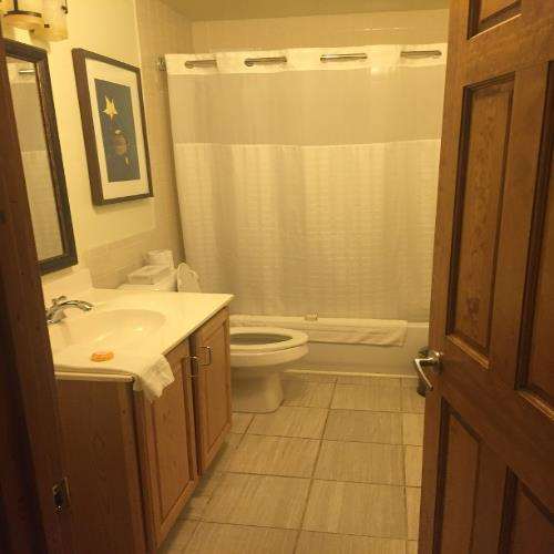 Suite - Unicoi State Park & Lodge Helen