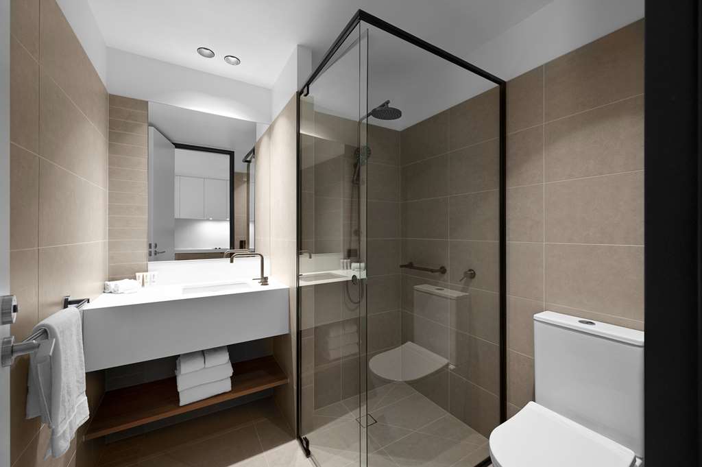 NESUTO DOCKLANDS APARTMENT HOTEL-guestroom-Guest Room,Bathroom,On-Site.jpg