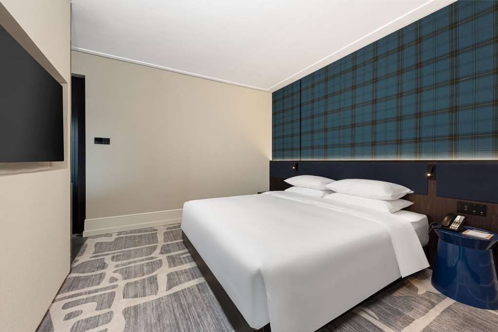 WINGATE BY WYNDHAM WUHAN OPTICS VAL-guestroom-Guest Room,Suite,On-Site.jpg