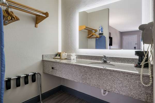  - SureStay Hotel by Best Western North Houston Spring