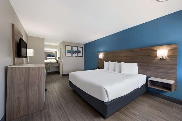  - SureStay Hotel by Best Western North Houston Spring
