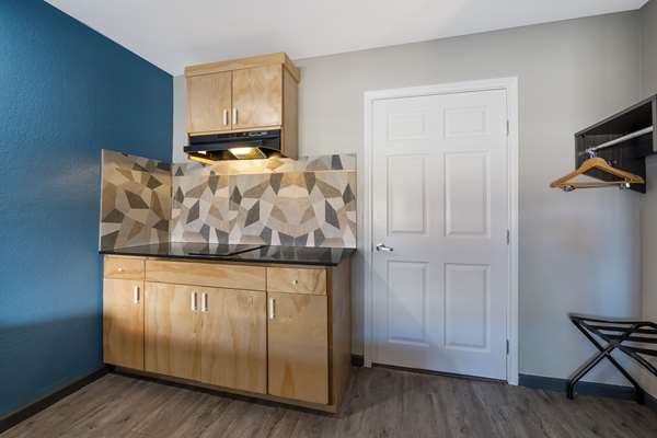  - SureStay Hotel by Best Western North Houston Spring