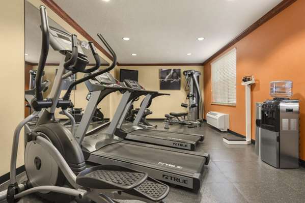 Fitness/ Exercise Room - Seffner Inn & Suites - I-4, Exit 10