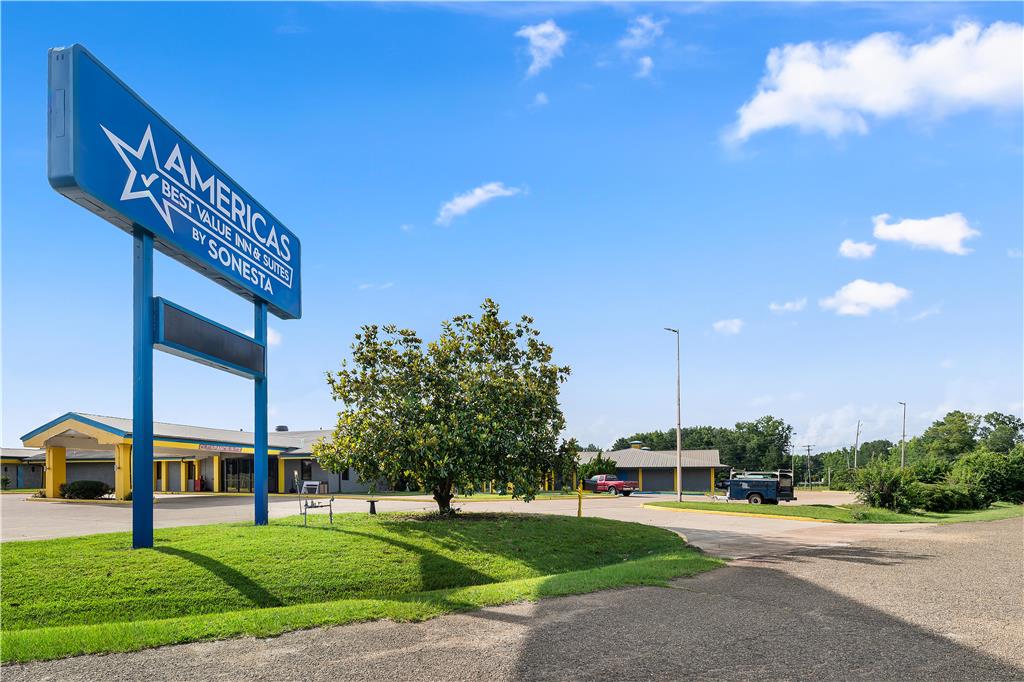 Americas Best Value Inn & Suites