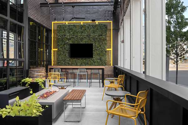 Pool - Caption Hotel by Hyatt Beale Street Memphis - I-40, Exit 1